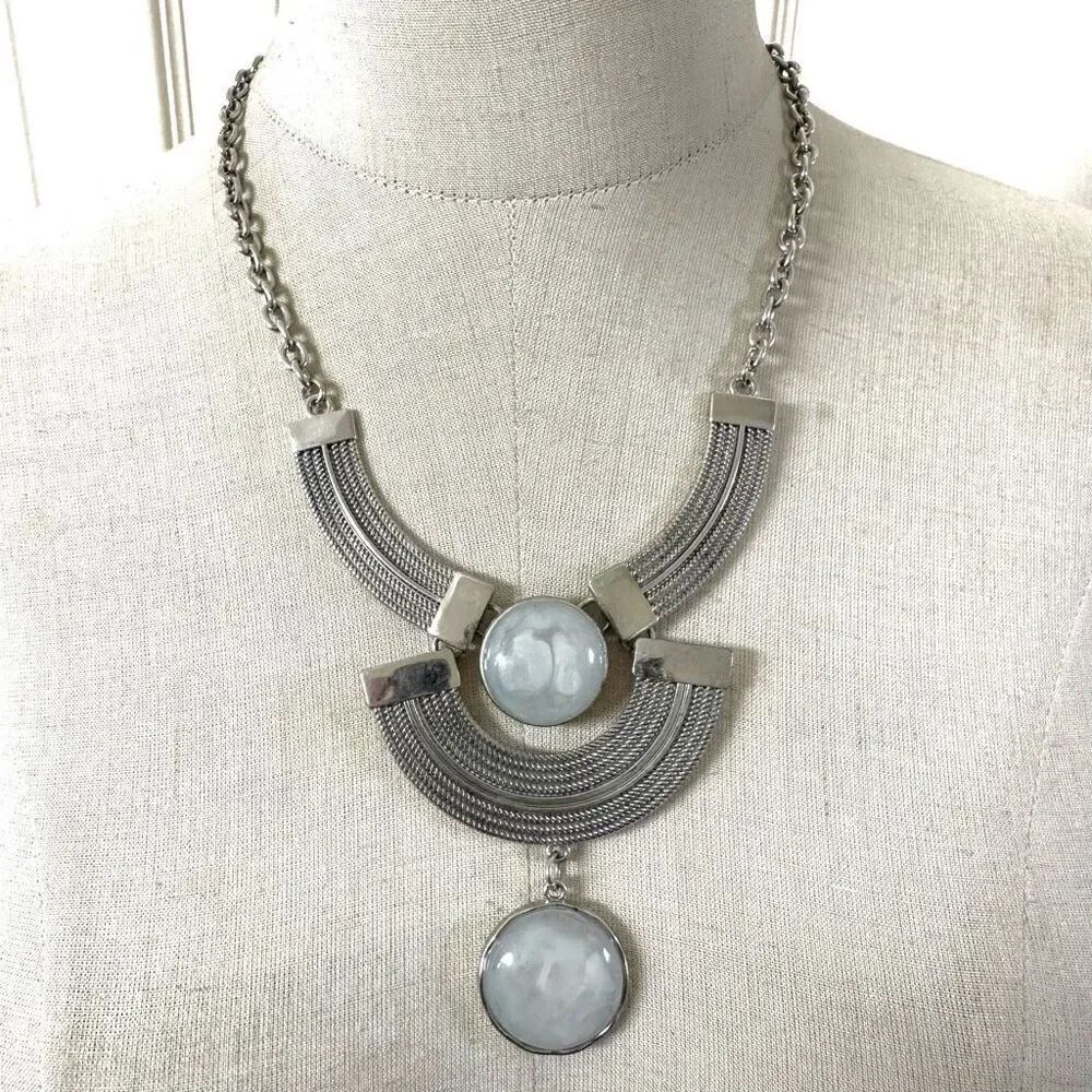 NY Collection geometric statement necklace